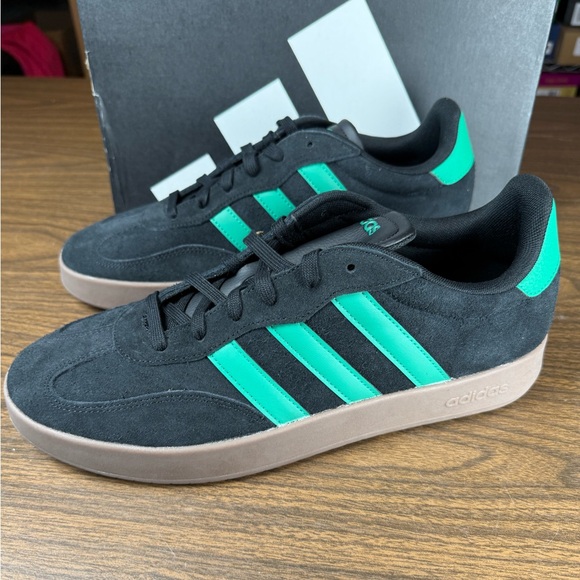 Adidas Barreda size 13 Black and Teal Suede Sneakers